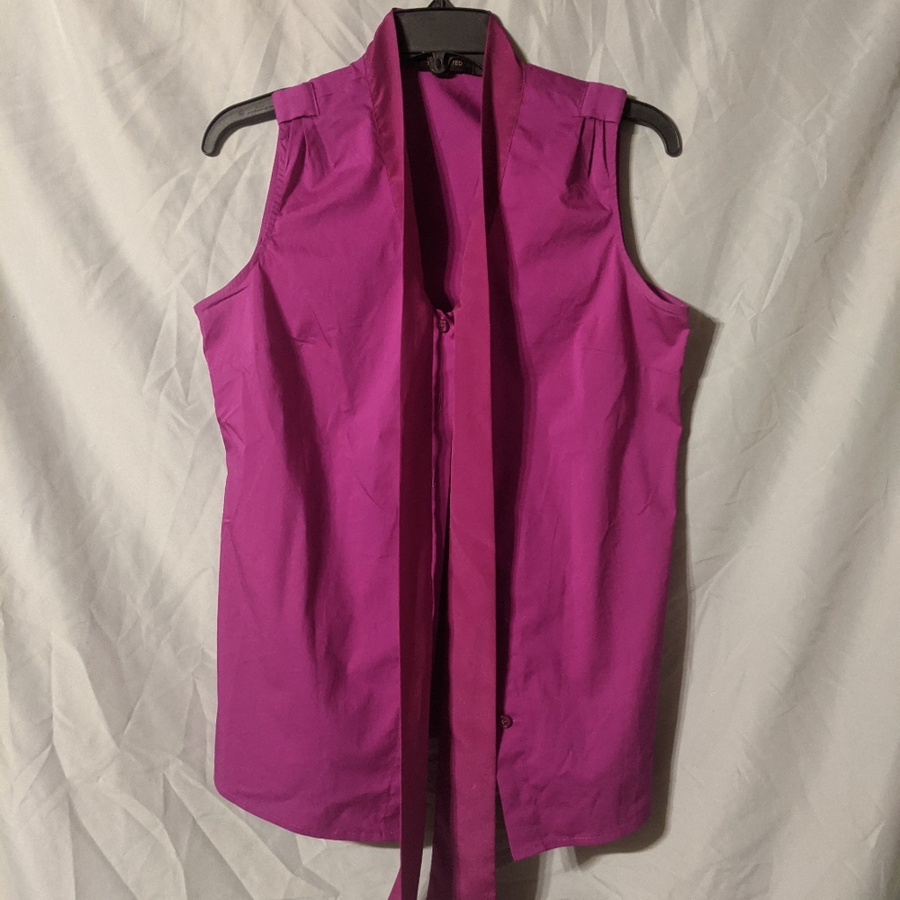Sleeveless top